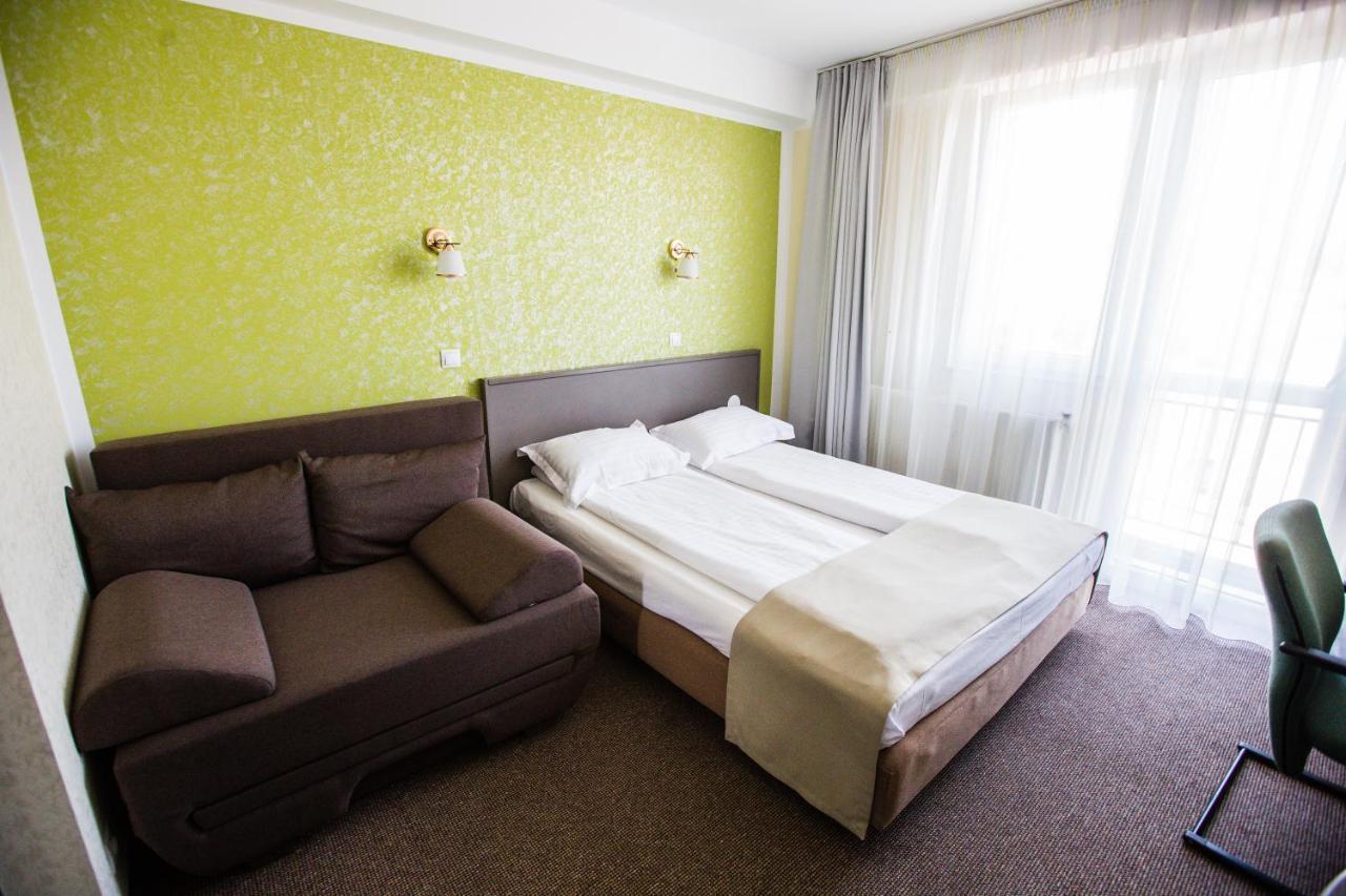 Hotel Seneca Baia Mare Extérieur photo