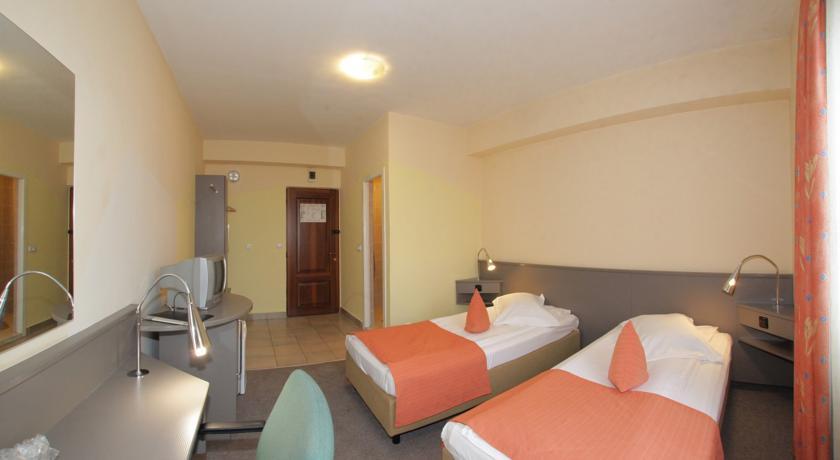 Hotel Seneca Baia Mare Extérieur photo