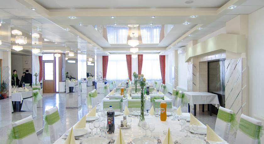 Hotel Seneca Baia Mare Extérieur photo