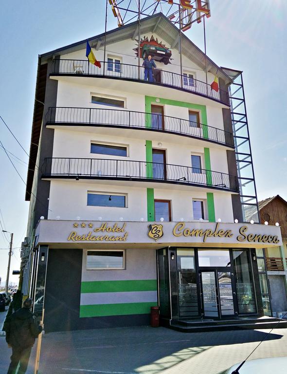 Hotel Seneca Baia Mare Extérieur photo